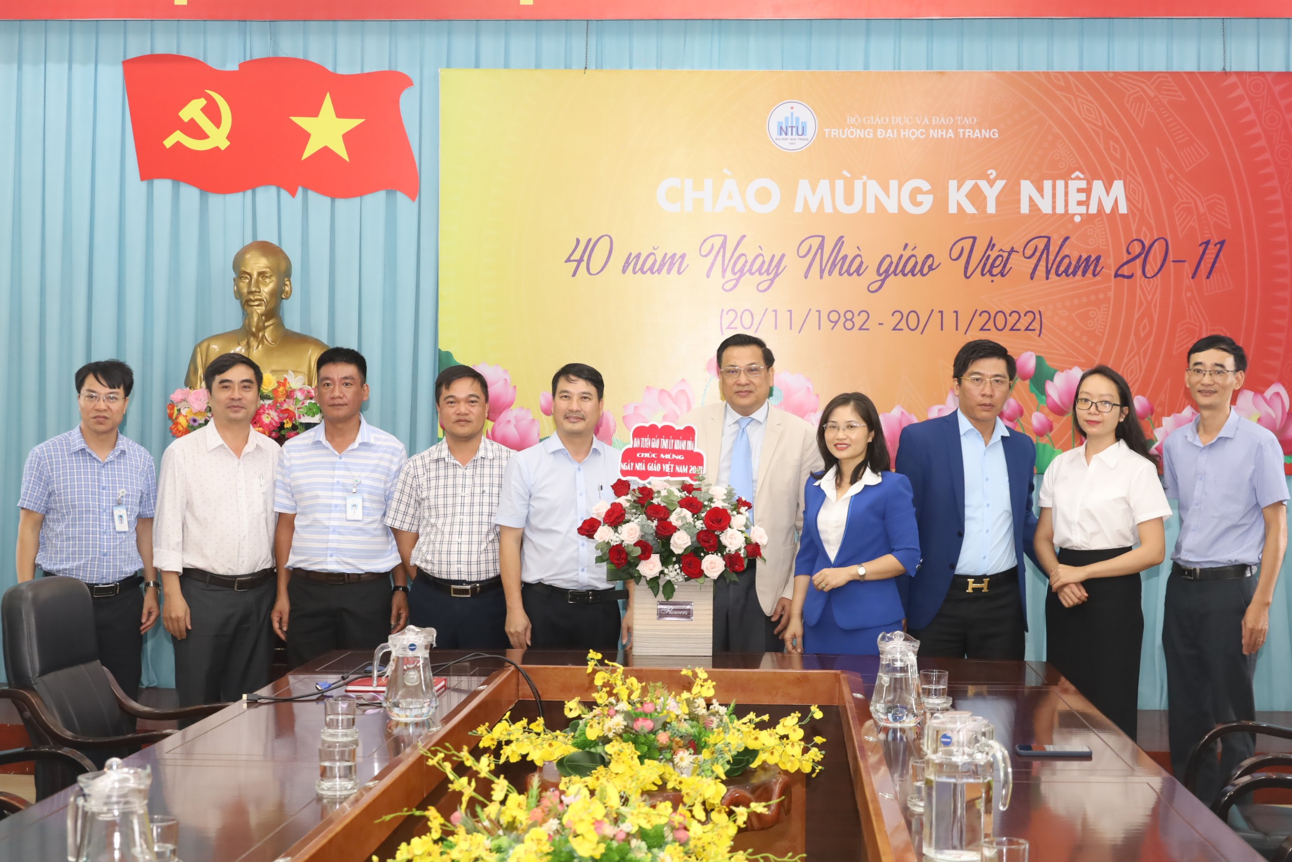 Lãnh đạo Ban Tuyên giáo Tỉnh ủy thăm, chúc mừng các cơ sở giáo dục nhân Ngày Nhà giáo Việt Nam